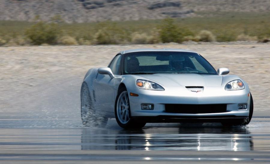  Chevrolet Corvette Grand Sport 2010 года  (фото 30 из 64)